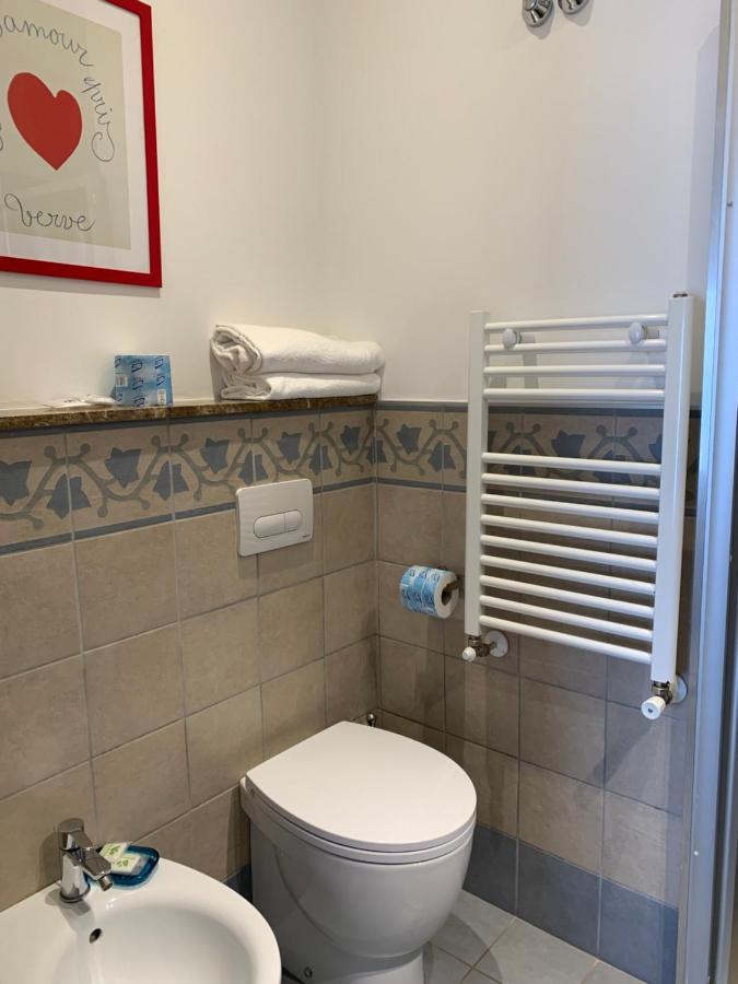 B&B Viale Italia 22 Follonica Exterior photo